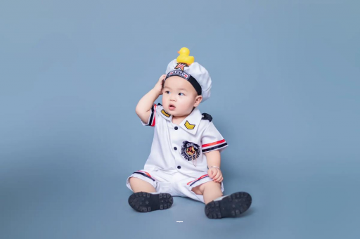 威海宝宝老摇头怎么回事