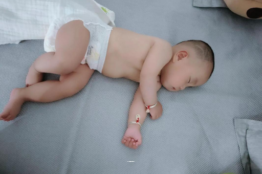 威海孕妇显怀早的原因